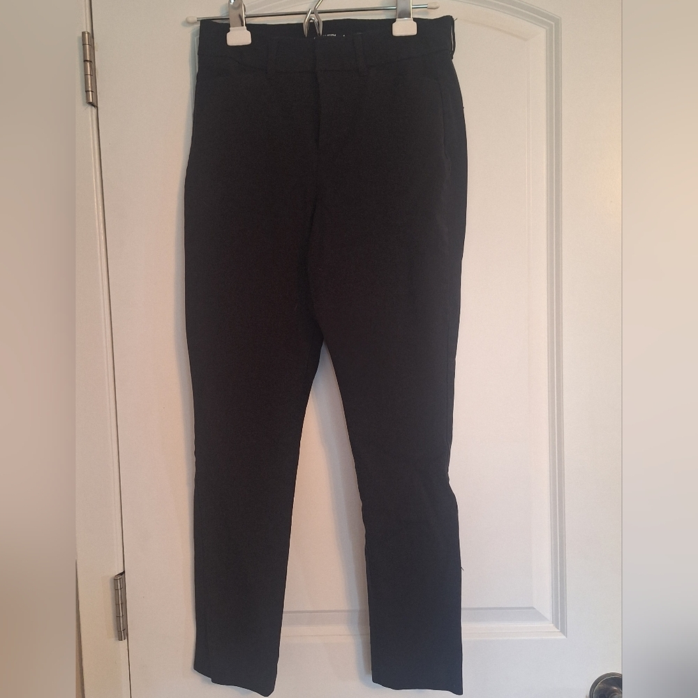 Old Navy Women's Black Ankle Pants